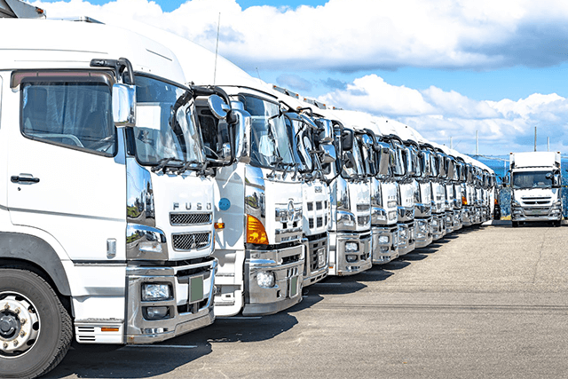 大型トラック運転手 （正社員）