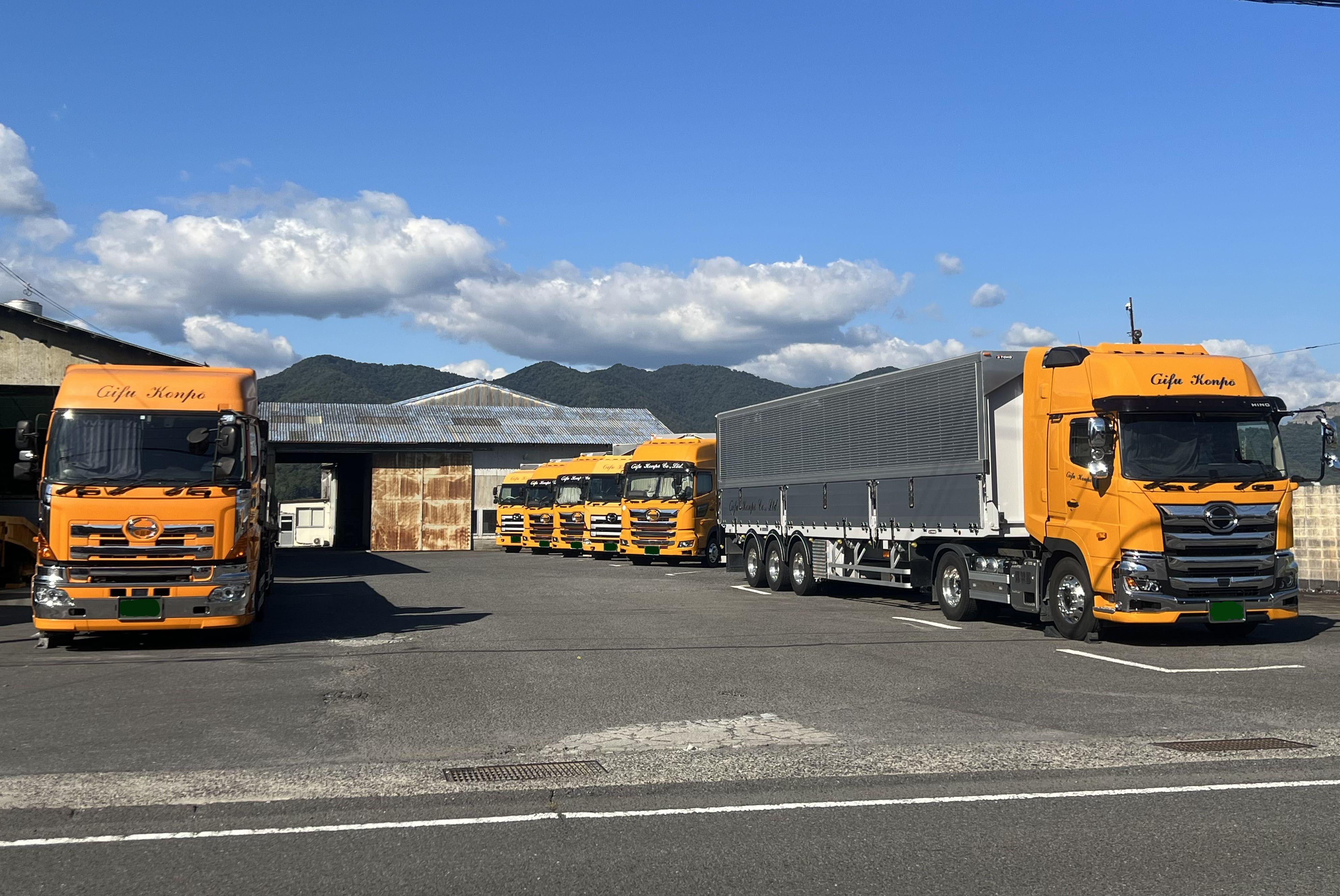 10t地場大型トラックドライバー