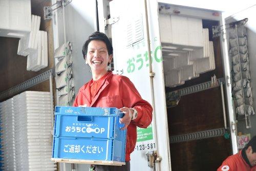 元気いっぱいの明るい職場！

みんな仲の良い職場で、わいわい盛り上がっています♪