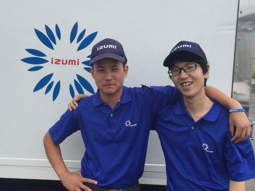 未経験でも活躍中！


これまでドライバー経験が無い人でも安心です。
先輩がきちんと面倒を見てくれ、ドライバーデビューまで
責任を持ち育成してくれます。
実はドライバー未経験で入社し頑張っている社員が非常に多いのが
弊社の特色でもあるんです！