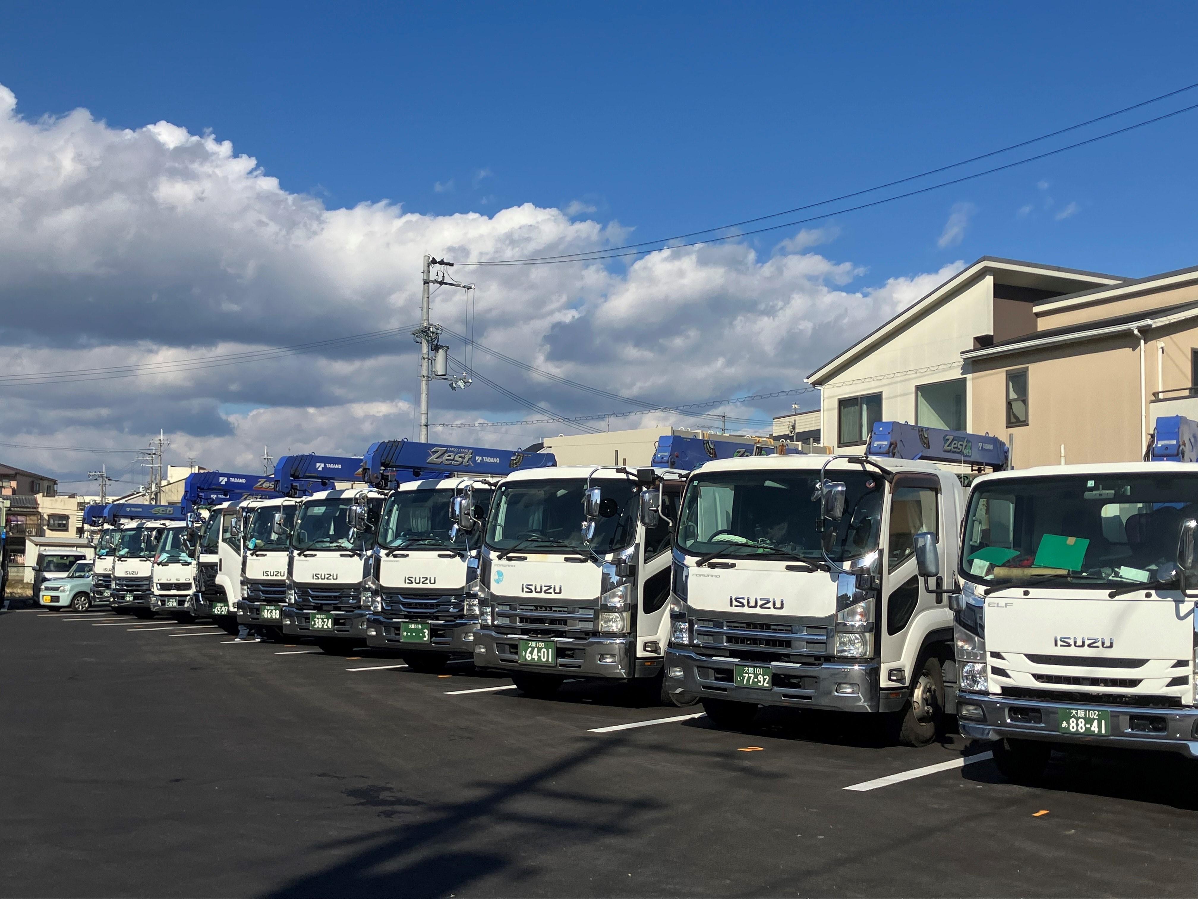 トラック乗務員（ユニック車）