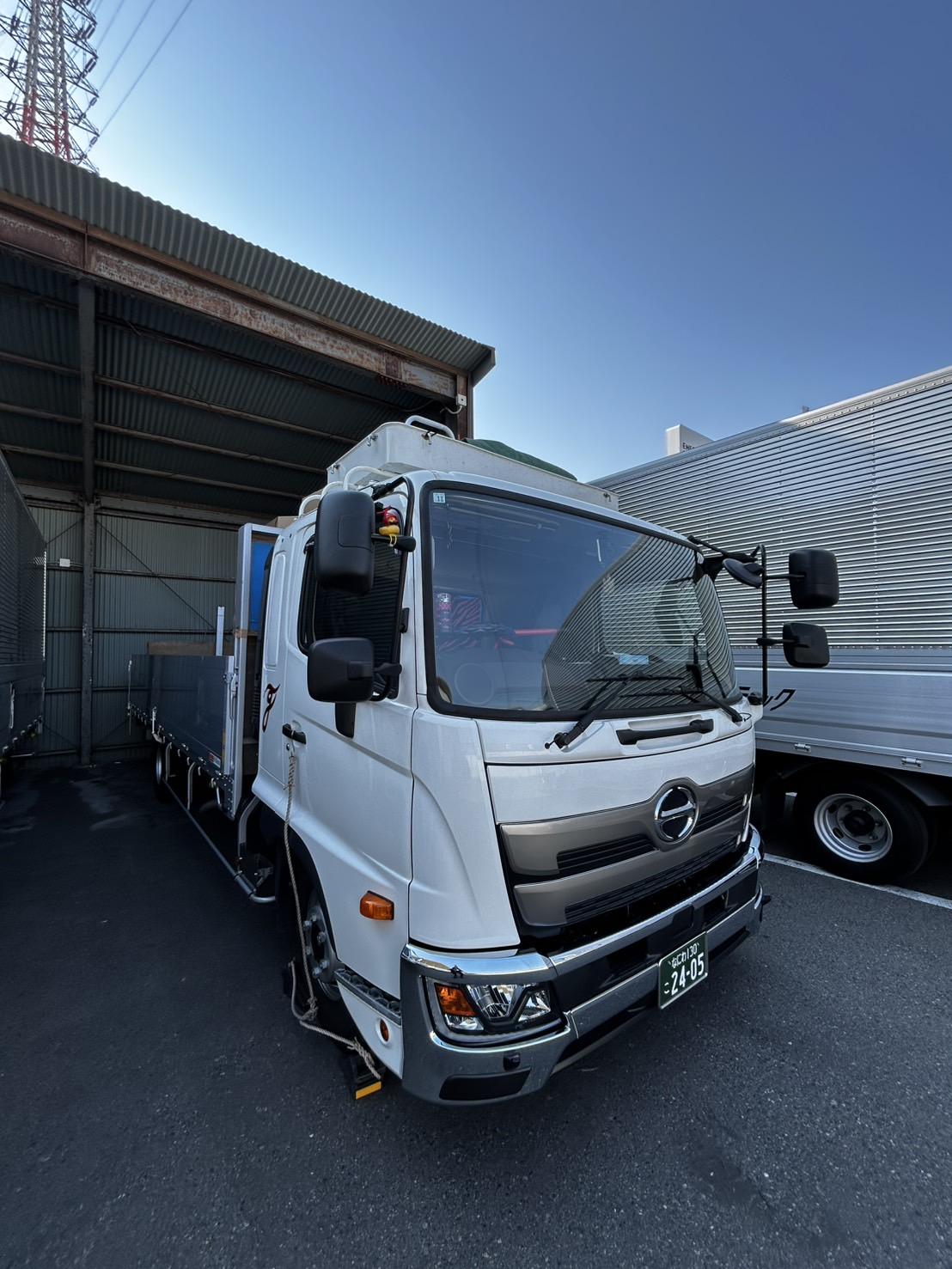 4ｔ平車です