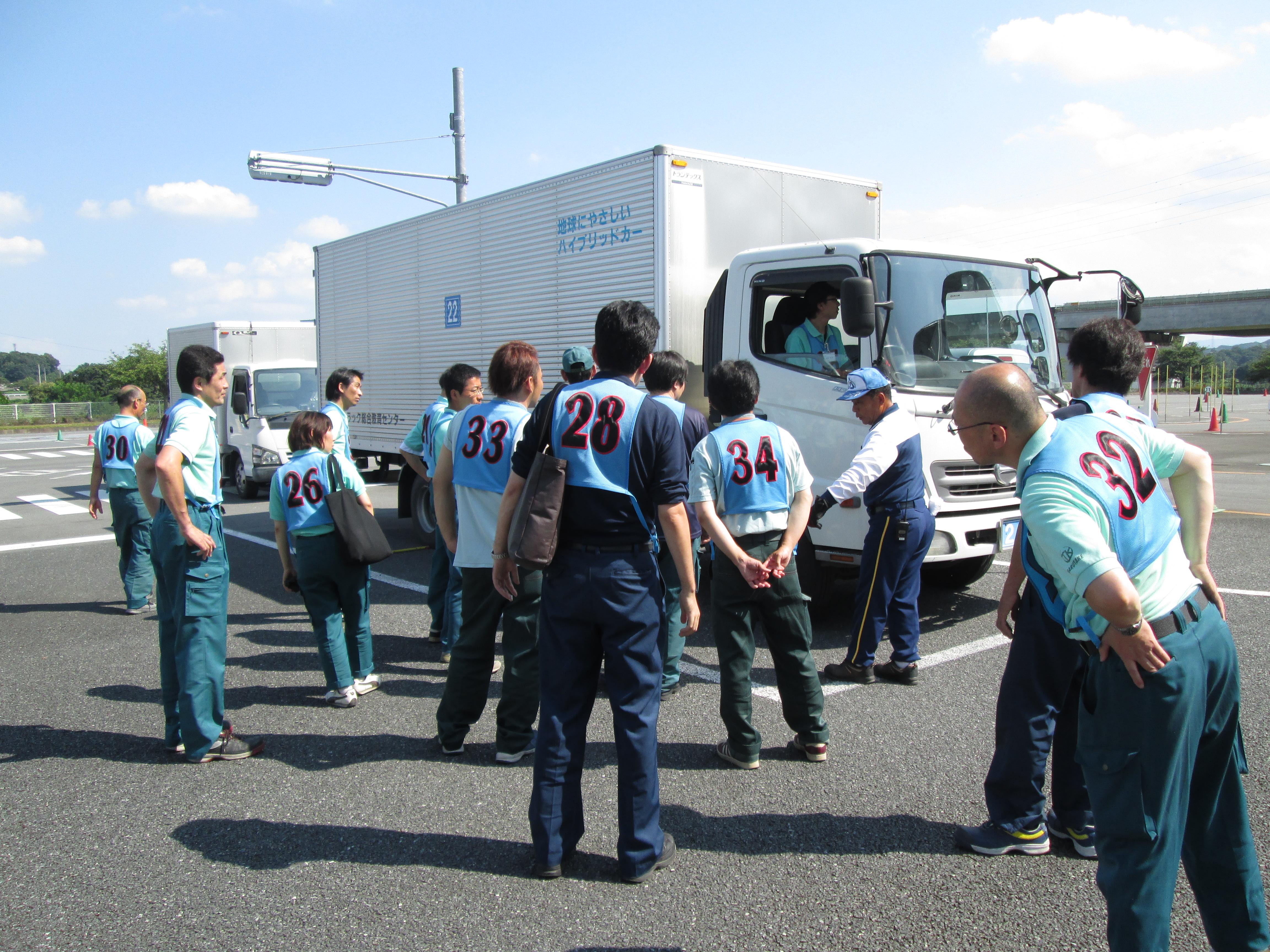 安全実技研修の風景です。